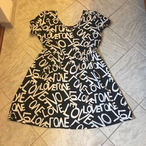 Black and White “Love” Dress 1X